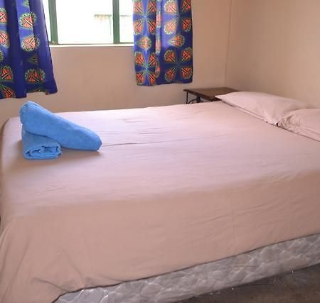 Victoria Falls Budget Hotel Εξωτερικό φωτογραφία