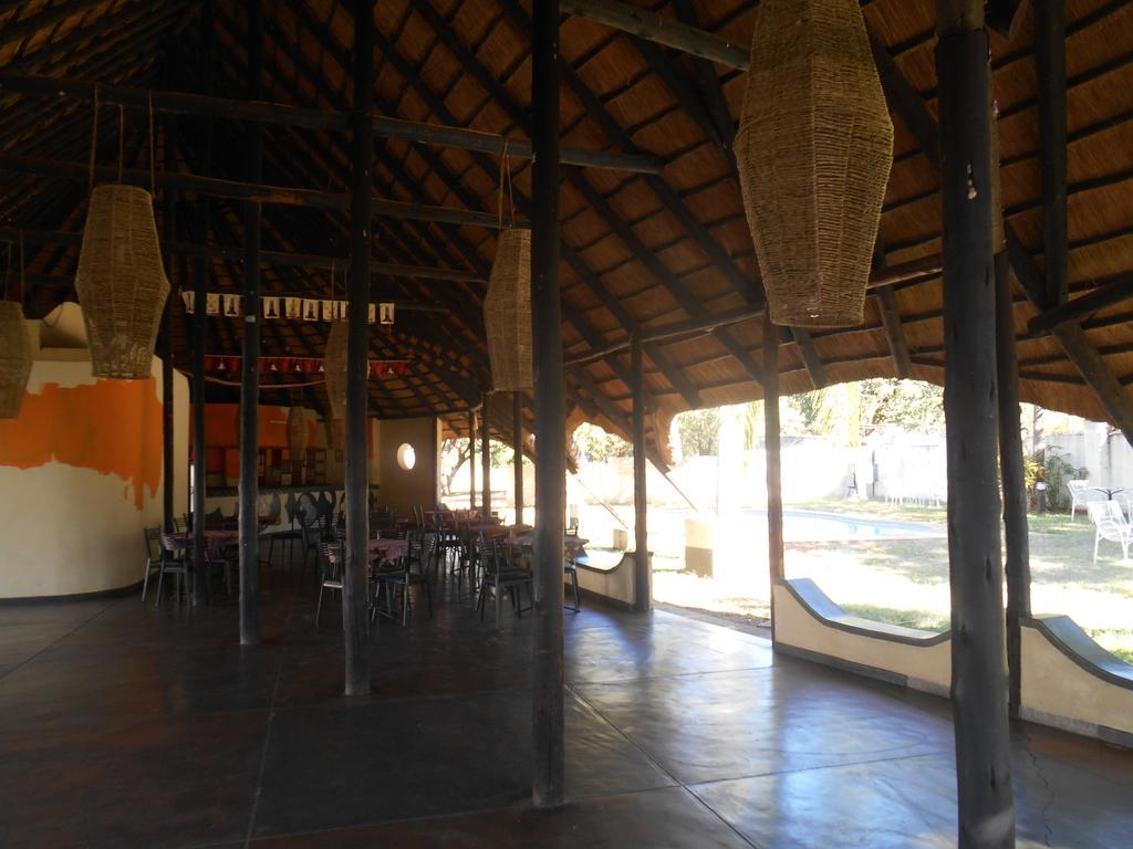 Victoria Falls Budget Hotel Εξωτερικό φωτογραφία